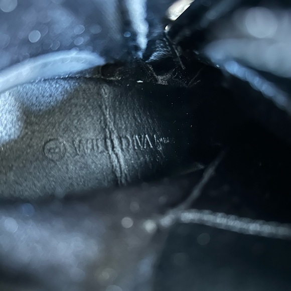 Wild Diva Vivian Block Heel Lug Platform Black Lace-Up Boots with Zip Up Sides - Picture 10 of 10